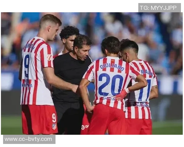 西蒙尼多次威胁进攻马德里竞技与阿拉维斯上半场战成平局